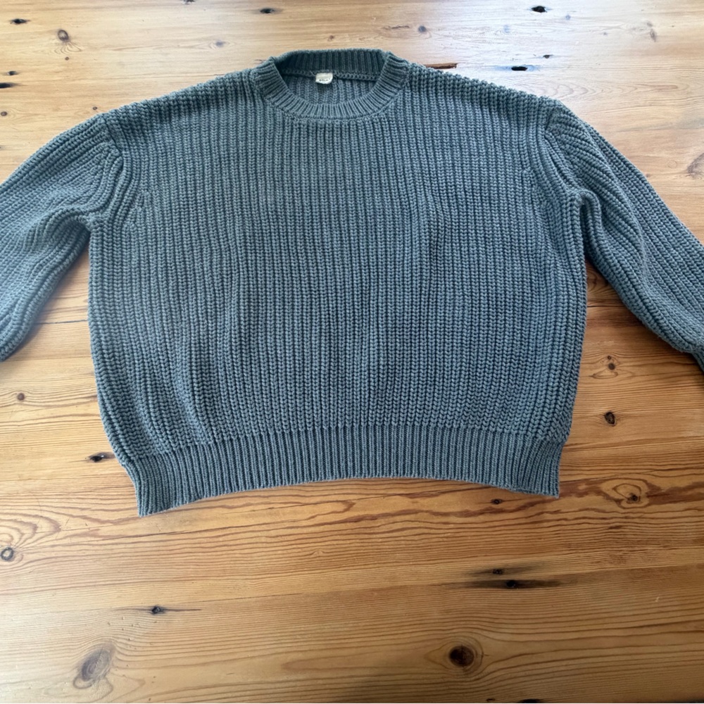 Relaxed Crewneck Sweater in Slate Gray